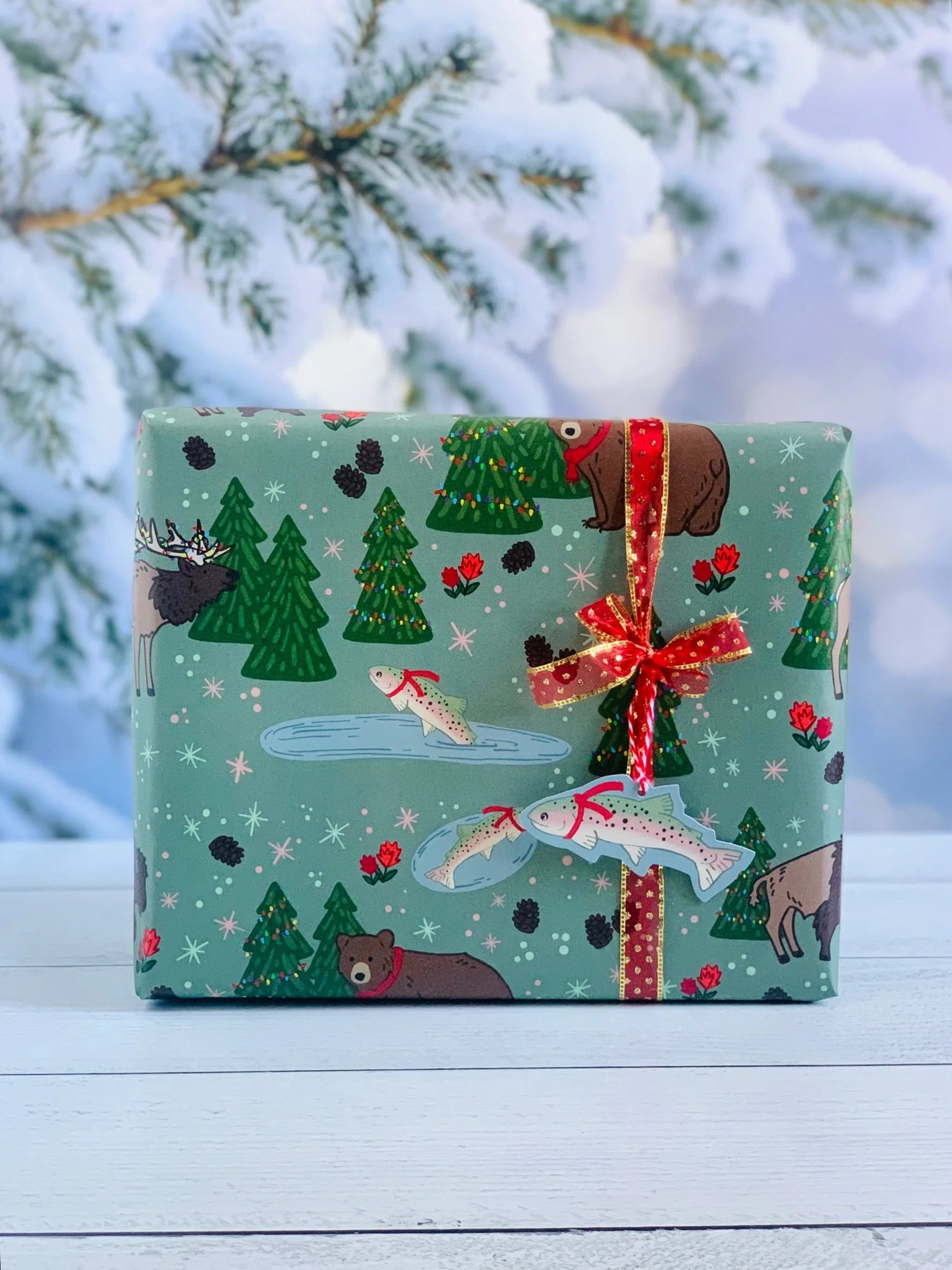 Holiday Wildlife Diecut Gift Tag Set of 6- Trout