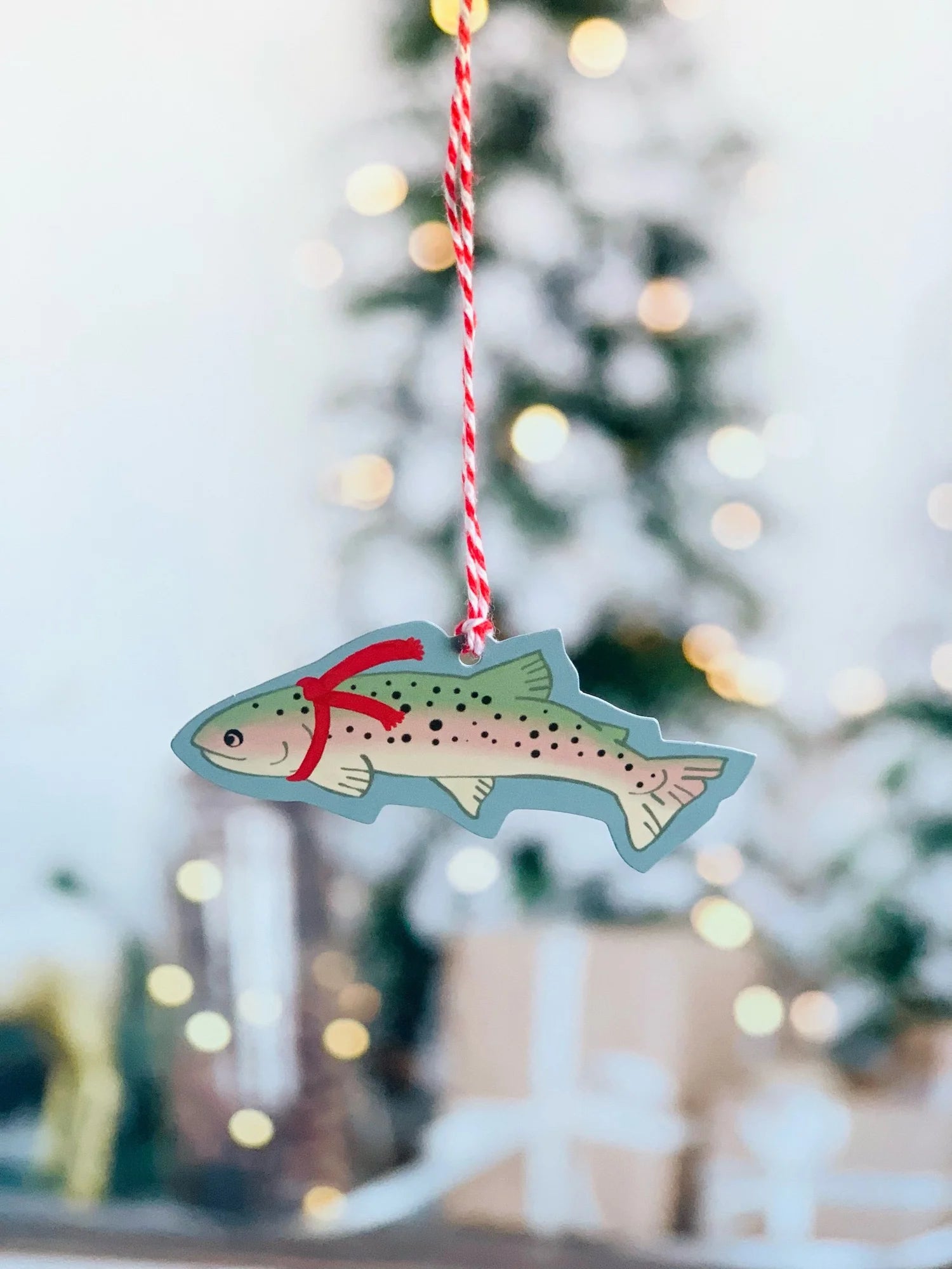 Holiday Wildlife Diecut Gift Tag Set of 6- Trout