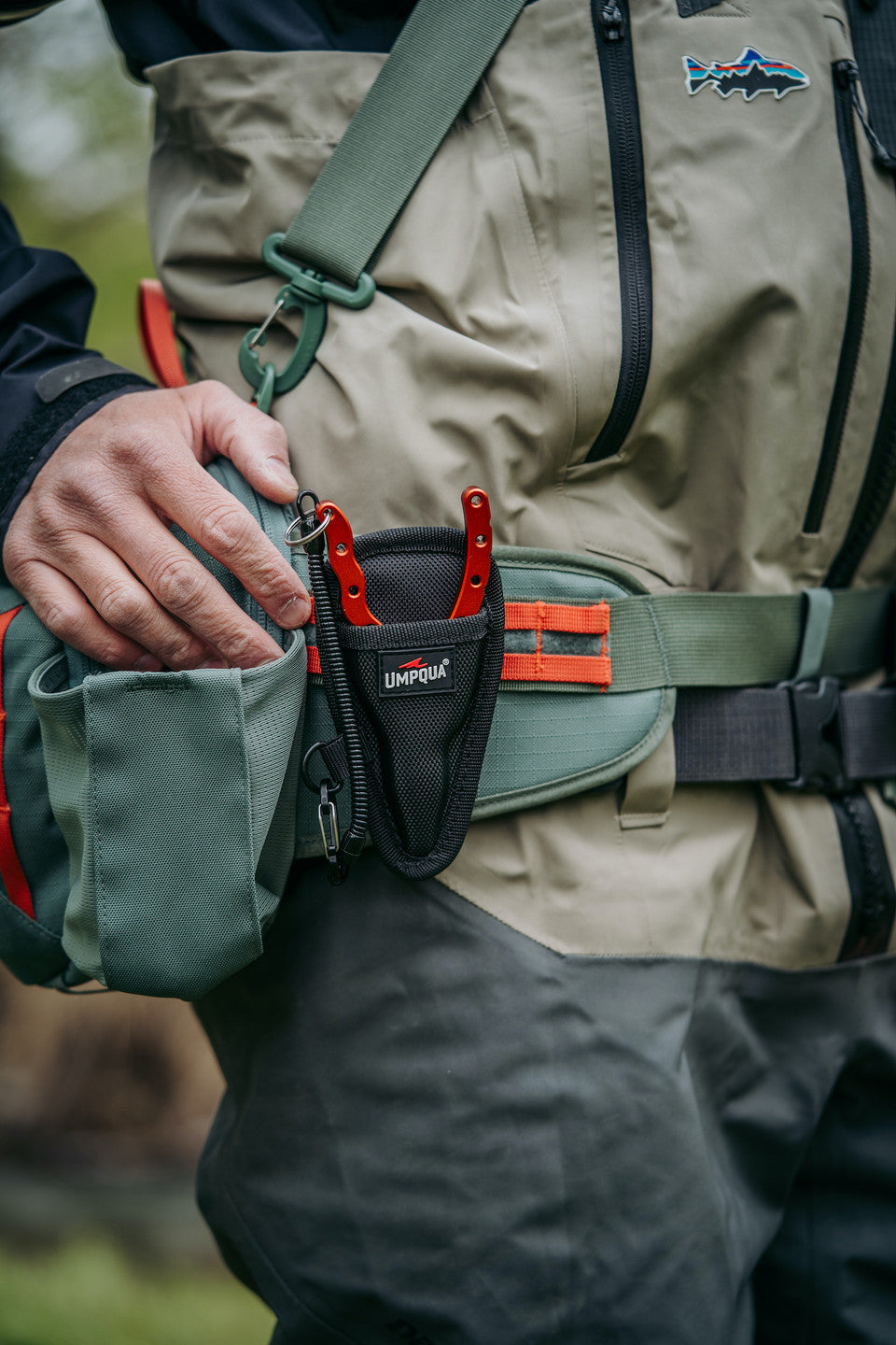 Umpqua River Run Trout Plier w/ Sheath