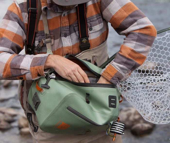 Load image into Gallery viewer, Fishpond Thunderhead Submersible Sling Pack
