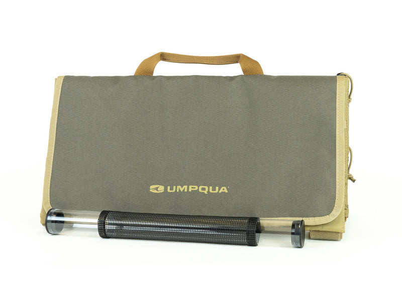 Load image into Gallery viewer, Umpqua ZS2 Tying Kit Tool Station
